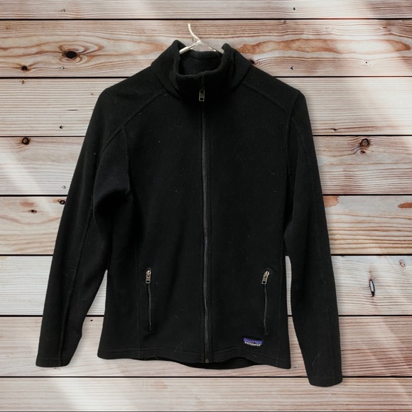 Patagonia Synchilla Black Full Zip Warm Size Medium Long Sleeve Zip Sweater - Picture 3 of 7